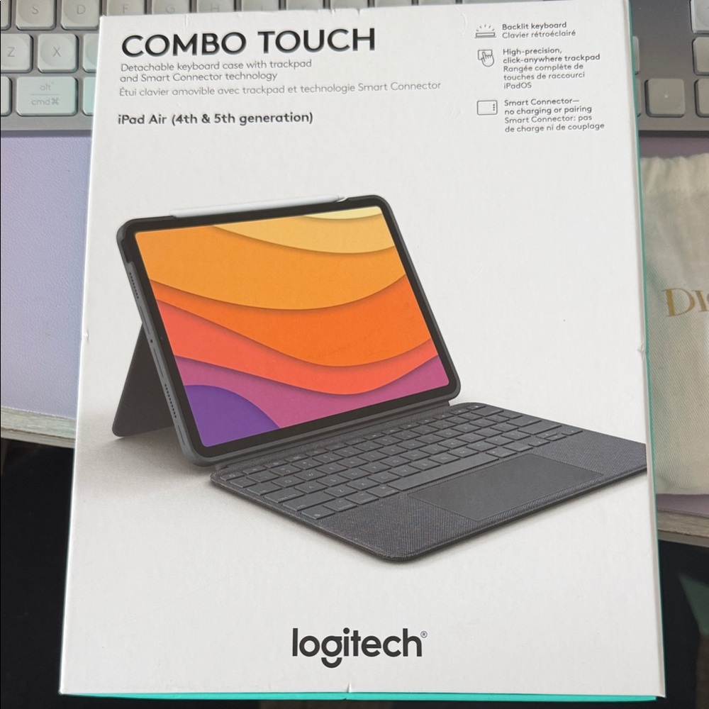 Logitech Combo Touch Keyboard Case - Black